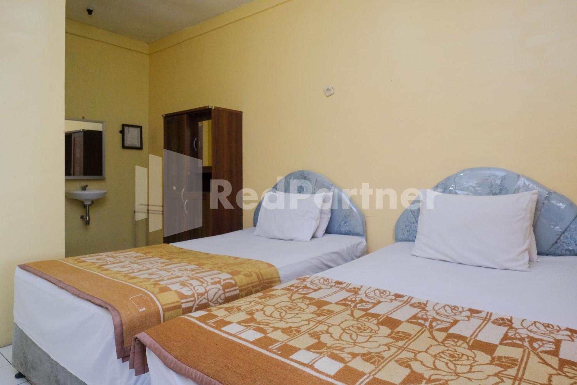 Hotel Sido Langgeng Tawangmangu Mitra Reddoorz Exteriör bild